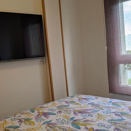 Fozlidays! Apartamento, Parking & Relax Luaran gambar